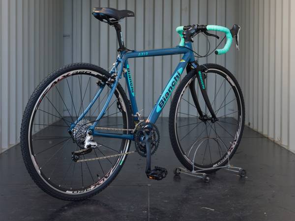 bianchi axis 55cm cx cyclocross road bike Arcadex Pro Apex/GX AXS 1x AW The Bianchi Arcadex Pro Apex/GX AXS 1x is built around a premise that most gravel bikes sidestep 2025 Bianchi Zolder Pro Shimano