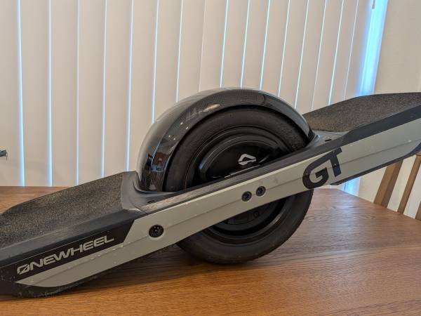 Onewheel GT, Like-new, Includes all accessories 1
