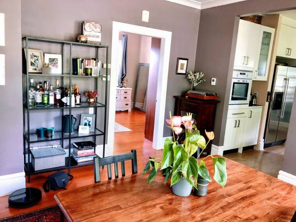 $3800.00 / 2br - 1250ft2 - Beautiful Spacious Apartment in Classic Home63884889788035123