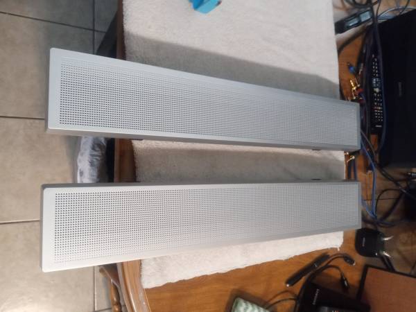 Pioneer surround sound front speakers not anywhere with hardware 1