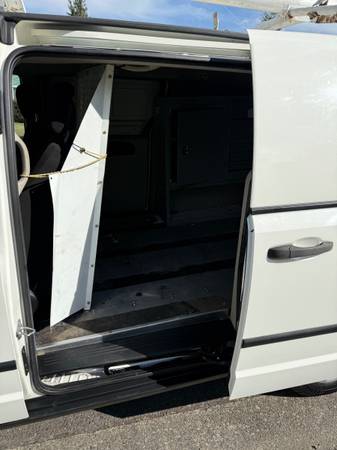 2013 Dodge caravan cargo - $4,90063470587341697124