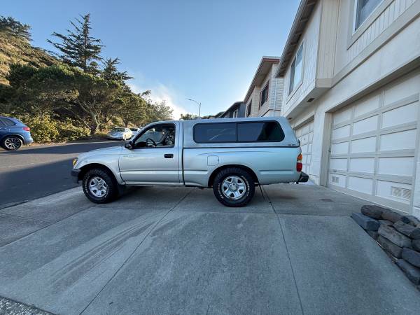 2001 toyota tacoma - $5,500 (mission district)63624010248195121