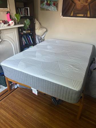 Free gently used full sizzled mattress 1