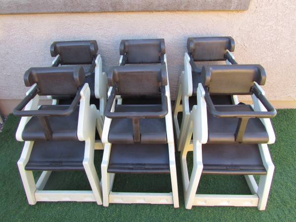 6 Durable Rubbermaid Restaurant Daycare Highchairs 1