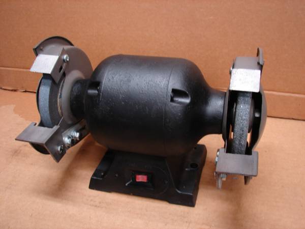 BENCH GRINDER - 1/2 HP 1