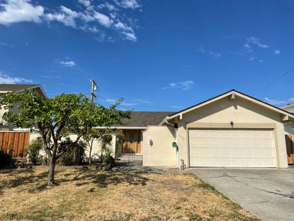 $3,950 / 3br - 1453ft2 - casa de 3 habitaciones y 2 baños disponible cerca de excelentes escuelas - ¡Disponible ahora! (san jose norte)63845956944515120