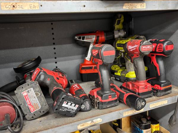 Rechargeable power tools 1