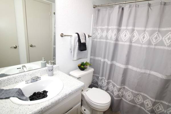 $999 / 1br - 850ft2 - Minutes from Anywhere in Tulsa. (Tulsa)63982279611011123
