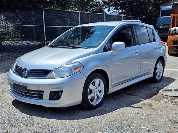 2012 Nissan Versa 1.8 SL 4 puertas Hatchback - $8995.0063470889910787122
