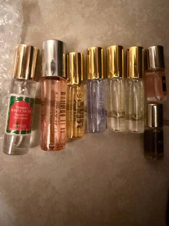Perfume oils lot 1