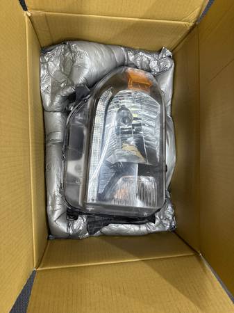 Factory Headlights from 2014-2020 Toyota Tundra 1