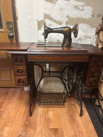 Singer treadle sewing machine 1