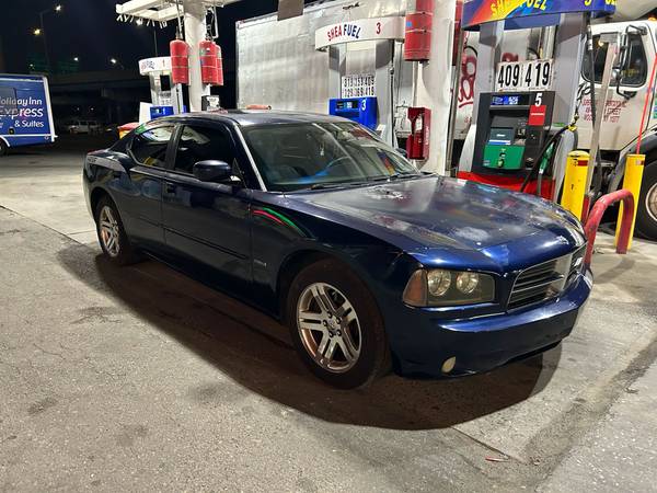2008 Dodge Charger Hemi RT - $4,399 (Maspeth)63654711609217122