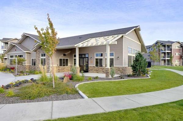 $1,227 / 1br - Breakfast Bar, Spacious Playground Area (701 Alta St SW, Olympia, WA)63814735994113121