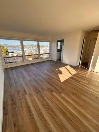 $2,700 Bright & Sunny Top Floor Studio with Waterfront Views (sausalito)63826177382273124