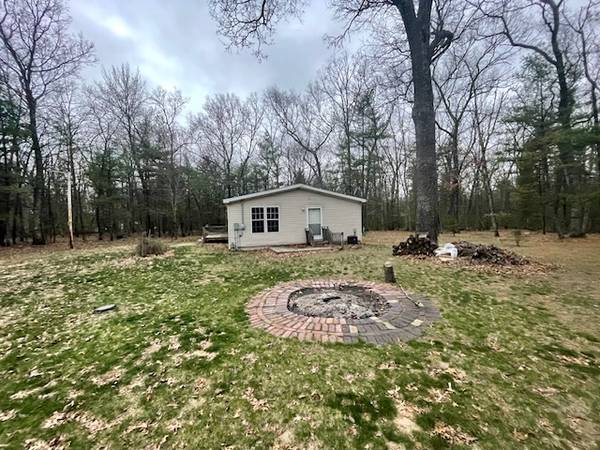 $1800.00 / 3br - 1400ft2 - Fully Renovated 3bed/2bath home w/ 30x60 Pole Barn on 1.4 acres w/ riv64037723454466121