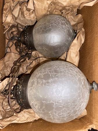 Two matching ball lights 1