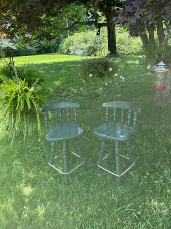 Juego de taburetes de bar vintage giratorios - $40 (Atenas)63470919895297123