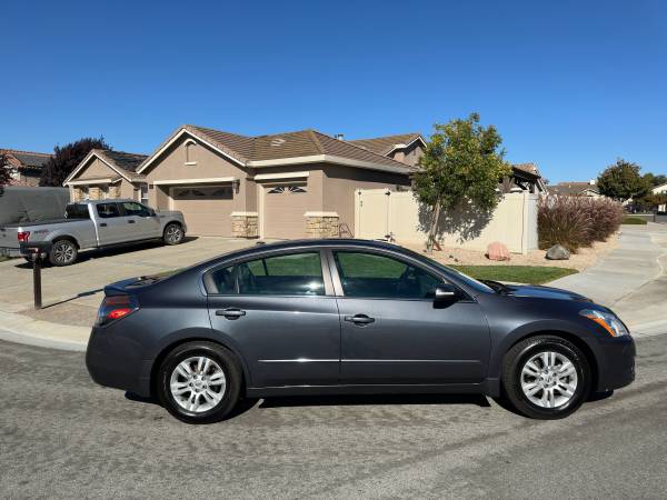 2011 Nissan Altima 2.5 SL - $3,500 (Hawthorne)63618274339457124