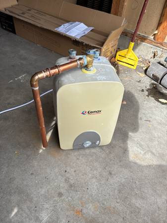 Eemax 120 volt hot water heater 1