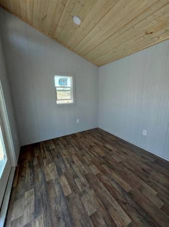10x12 Home Office/Room/Studio Shed (Read Description) 1