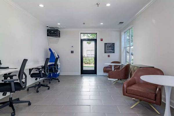 $1,675 / 1br - 797ft2 - Discover a hidden treasure in Atlanta! Peaceful 1 bed, 1 bath (Atlanta)63963858063235124