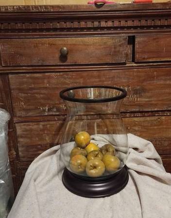 Large Kohl's Bronze Color And Glass Candle Pillar Holder, Flower Or De 1