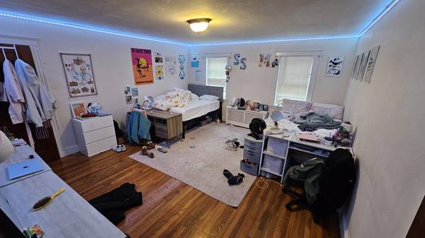 $9,600 / 4br - HUGE!   Boston College 4 Bed w/ Dishwasher + Parking Included (Brighton)63996834015106121