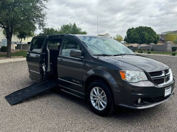 2020 Dodge Grand Caravan SXT 4dr Mini Van 1