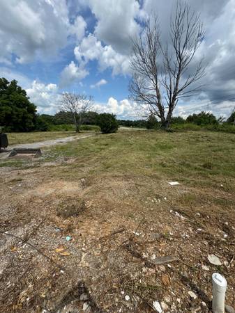 $3,500 / 2118ft2 - Sitio Comercial en Lebanon (Lebanon)63673267422979120