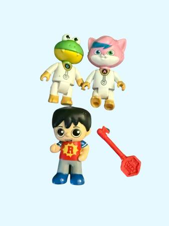Ryan's World Lot D 1