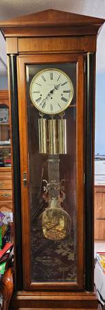 ETHAN ALLEN GRANDFATHER CLOCK 1