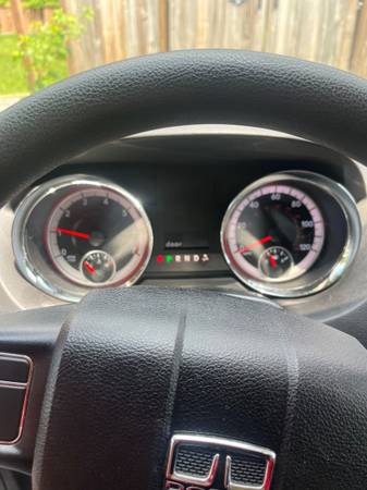 2015 dodge grand caravan - $12,000 (Alexandria VA)63616539330049124