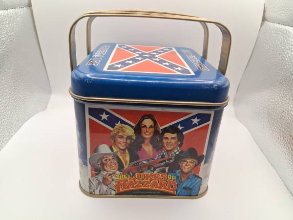 The Dukes of Hazard 1981 Vintage Tin Lunch Pail General Lee