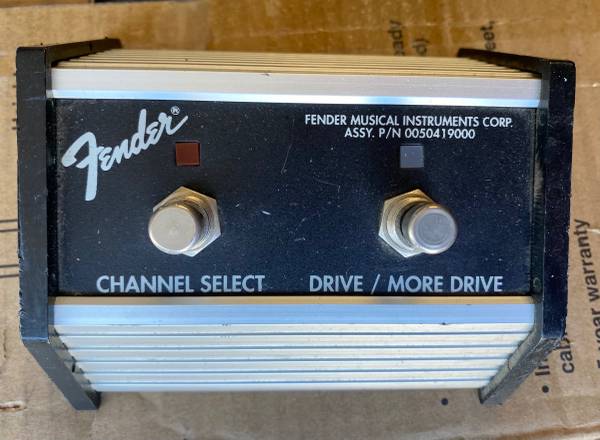 Fender 2 Button Amplifier Footswitch Channel Switching Reverb Effect P 1