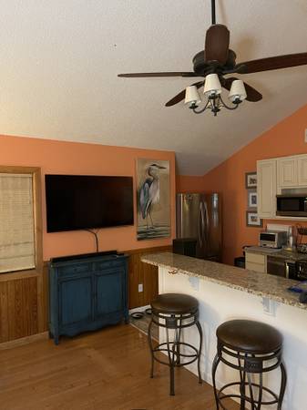 $1,600 / 1br - 950ft2 - Luxurious Apartment (Kitty Hawk)63862069839235122