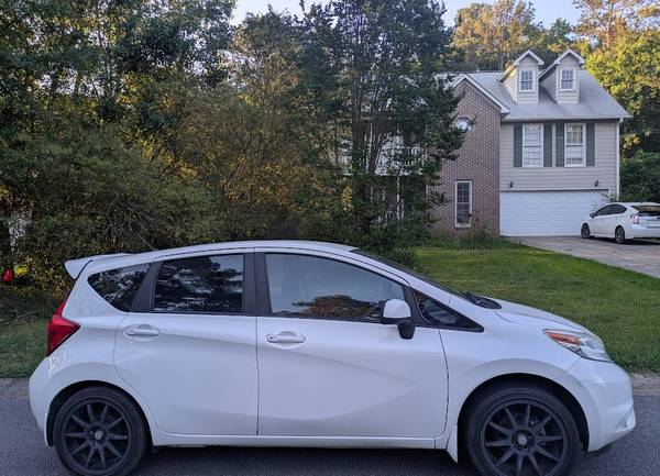 2014 NISSAN VERSA NOTE -39 DEALER RECORDS- NEW CLUTCH AND MANUAL TRANS - $4,990 (POWDER SPRINGS)63622051870721121