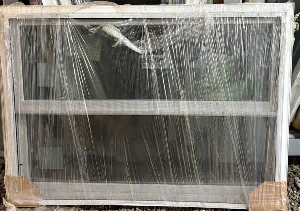 New 47x33.5 Crestline double hung window 1