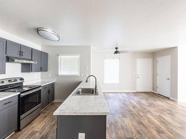 $2,199 / 3br - 1216ft2 - Amor donde vives. ¡MIRA Y ALQUILA, OBTÉN 2 SEMANAS GRATIS! (Cascade Park)63831608292097124