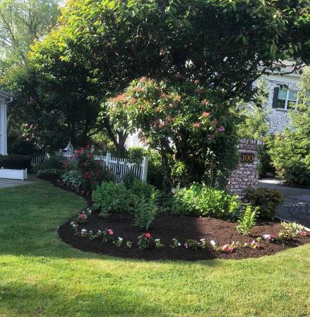 $1,150 / 3br - ~ Large Townhouse Share ~63995824929410122