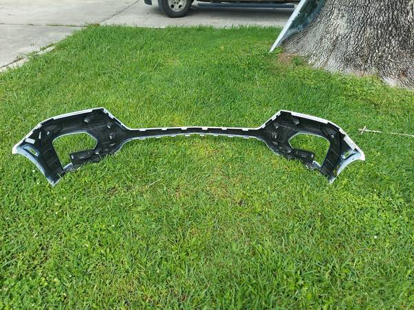 2022 UP 2024 CHEVY TRAVERSE FRONT BUMPER - $325 (Houston)62970100359555123