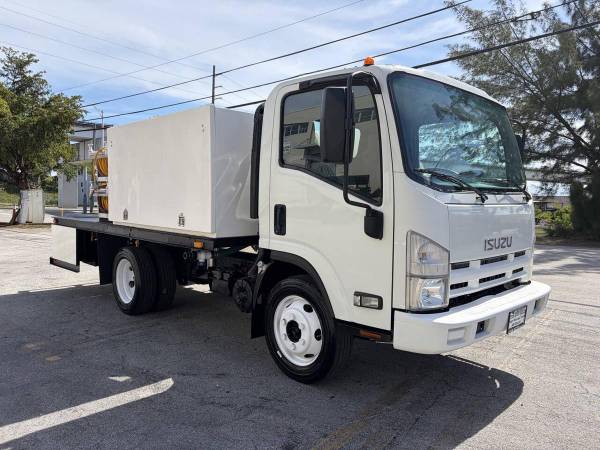 2015 Isuzu NPR LAWN LANDSCAPE - Photo 4