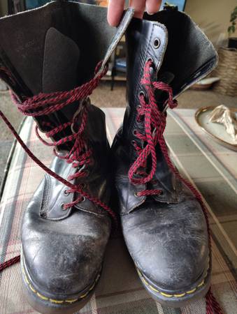 Vintage early 90's 14 hole Matte Black Dr Martens Boots 1