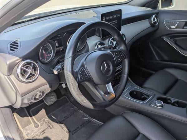 2019 Mercedes-Benz GLA GLA250 Clase GLA GLA 250 SUV - $19,900 (Llame *(949) 574-2945* para confirmar disponibilidad al instante)63623927297795123