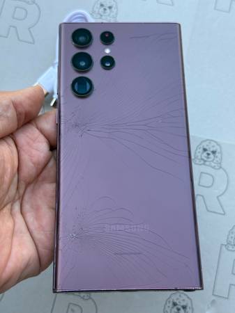 Samsung galaxy S22 Ultra 256g Unlocked READ DESCRIPTION - $200 (San Leandro)63439742178179121
