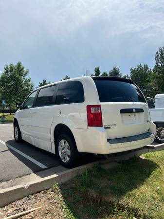 2009 dodge caravan wheelchair conversion - $4,500 (Littleton)63619746684291122