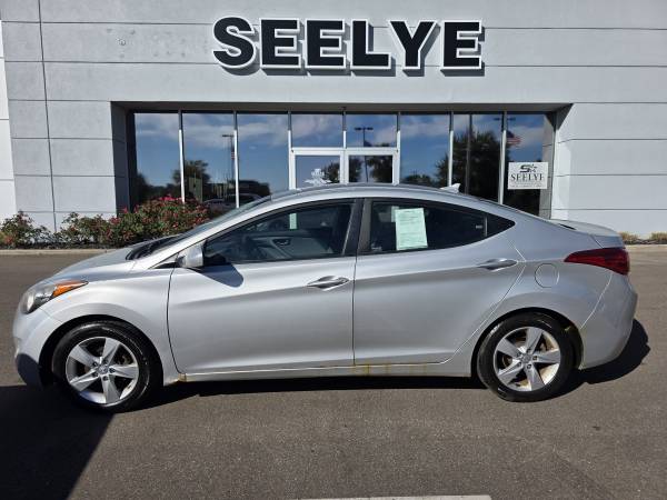 2012 Hyundai Eantra 1