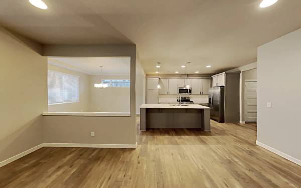 $2,300 / 4br - 2202ft2 - Beautiful Single Family Residence For Lease (Marysville)64031135699329121