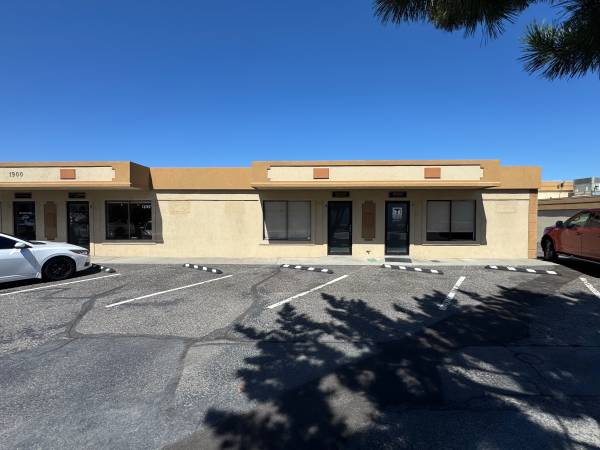 $1,200 / 800ft2 - Office Suite - Central Location - 800 Square Feet (Richland)63821616110977120
