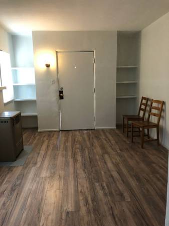 $799 / 1br - AMAZING 1B/1B QUIET SUNNY BUNGALOW IN HEART OF 29 PALMS63686209869697122